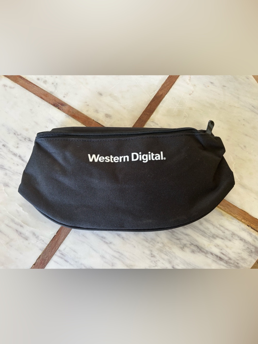Western Digital Black Men's Belt Bag - Slim Fanny Pack